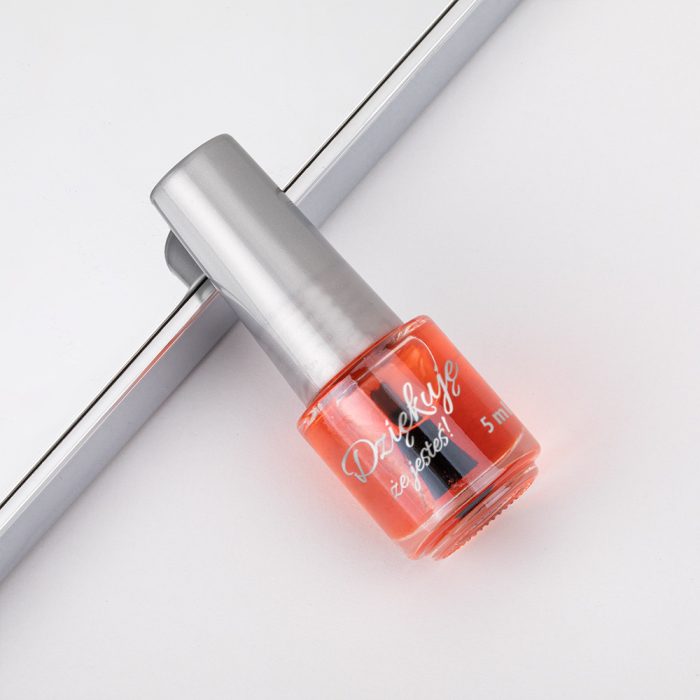 Molly Lac Aceite para Cutículas Manzana Roja 5 ml.