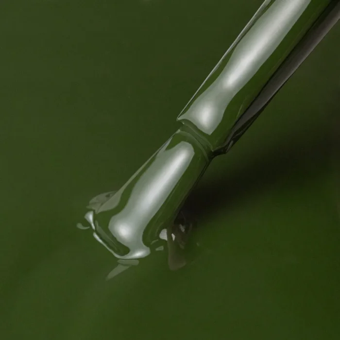 Esmalte semipermanente Molly Lac Evergreen 8 grs. nº 304 Hema di-Hema Free