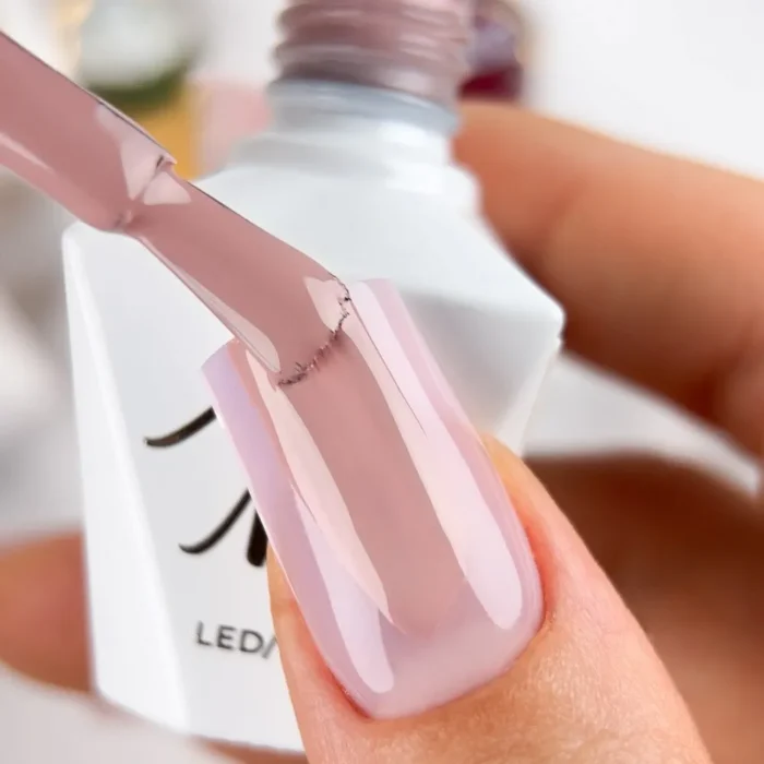 Esmalte semipermanente Molly Lac Vintage Rose 8 grs. nº 308 Hema di-Hema Free